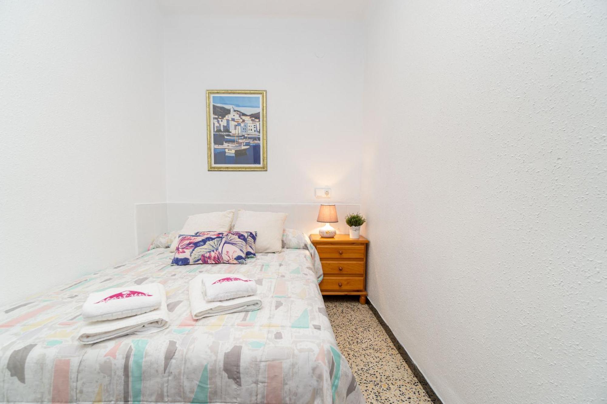 Basic Comfort Poeta Marquina Pb 2026 Apartment